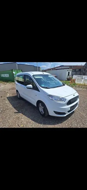 Ford Tourneo Courier
