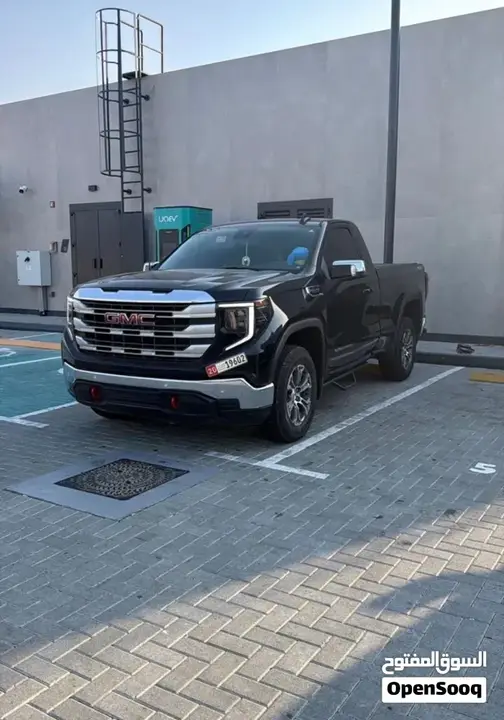 GMC Sierra 2026 photo 2