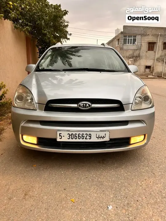 Kia Carens
