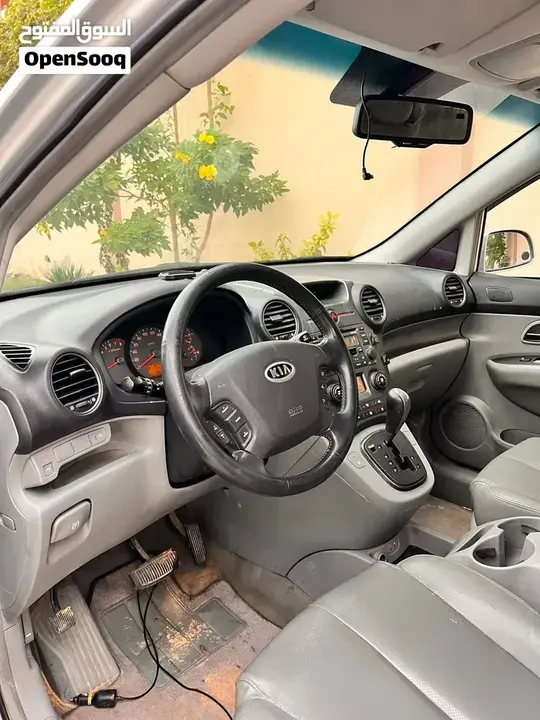 Kia Carens 2009 photo 4