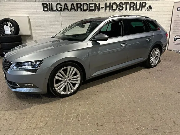 Skoda Superb 2019 photo 2