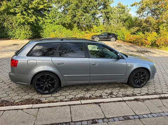 Audi A4 2005 photo 4