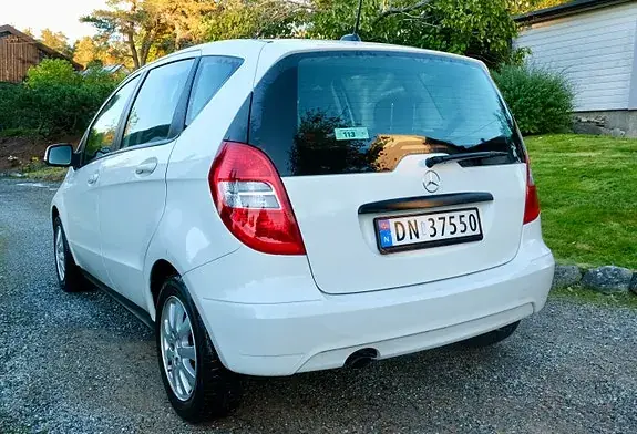 Mercedes-Benz A 160 2010 photo 4