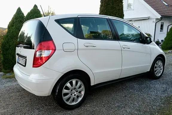 Mercedes-Benz A 160 2010 photo 5