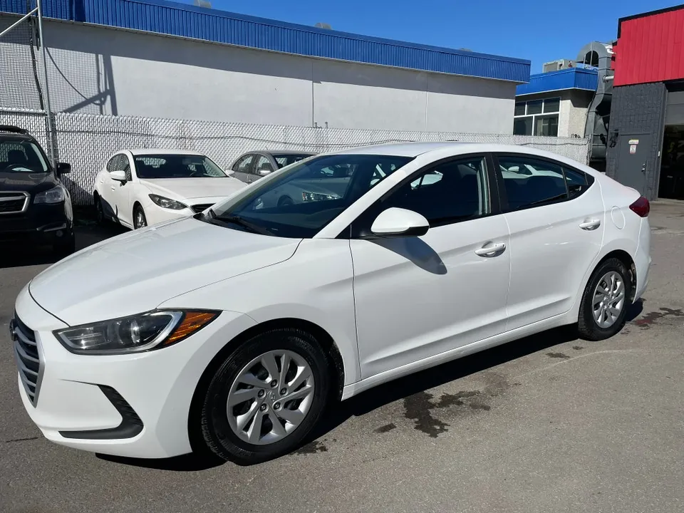 Hyundai Elantra 2017 photo 5
