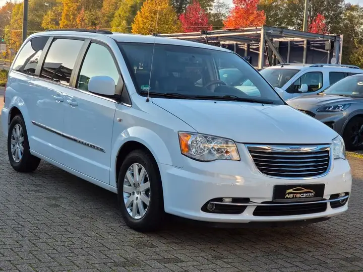 Chrysler Town & Country