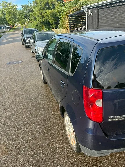Mitsubishi Colt 2011 photo 3