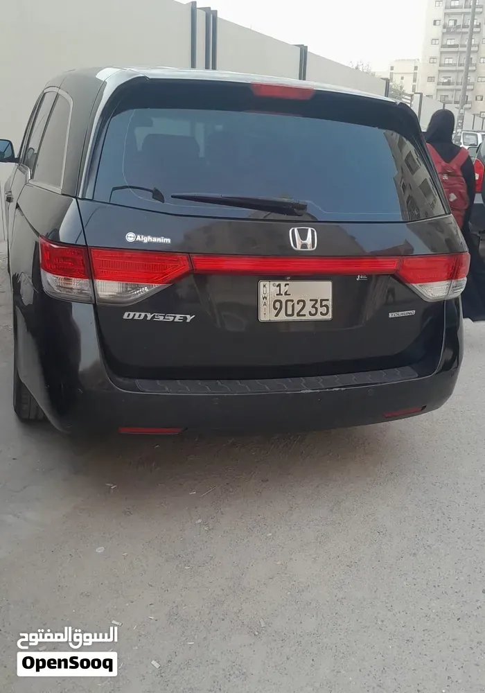 Honda Odyssey 2014 photo 4
