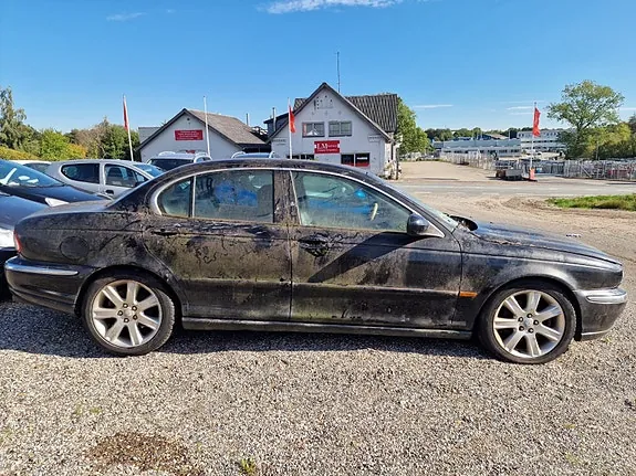 Jaguar X-Type 2002 photo 3