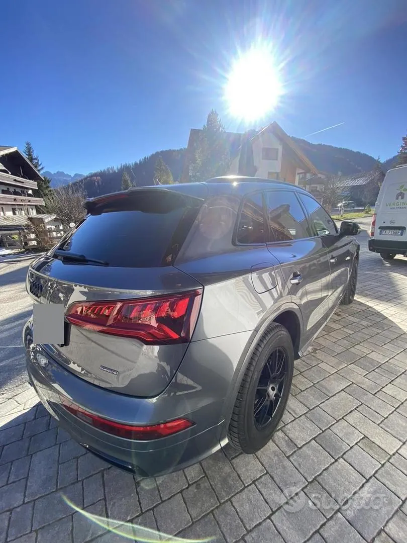 Audi Q5 2018 photo 2