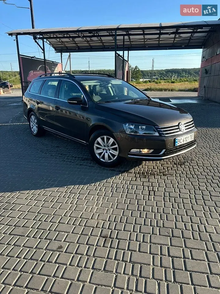 Volkswagen Passat 2013 photo 4