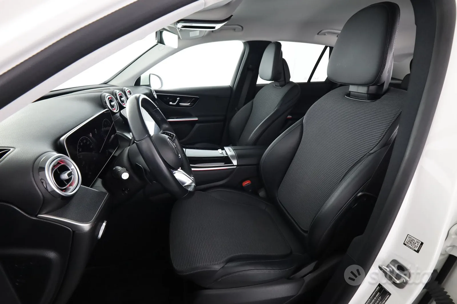 Mercedes-Benz Glc 2023 photo 2