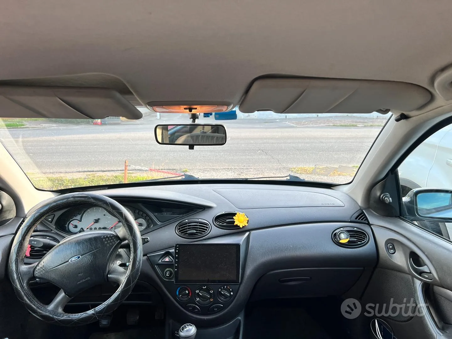Ford Focus 2002 photo 3