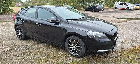 Volvo V40 2018 photo 3