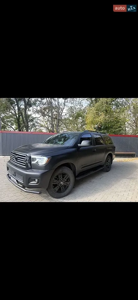 Toyota Sequoia