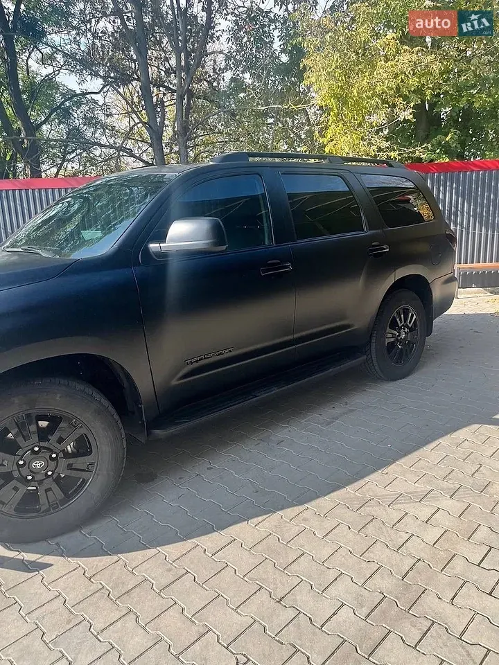 Toyota Sequoia 2019 photo 3