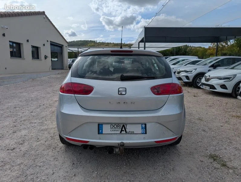 Seat Leon 2011 photo 5