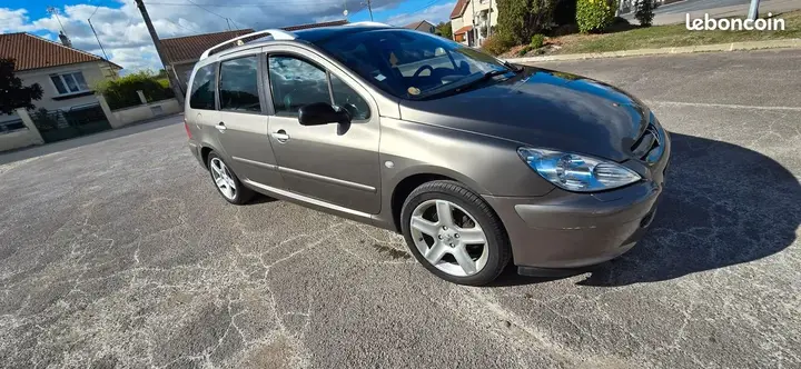 Peugeot 307