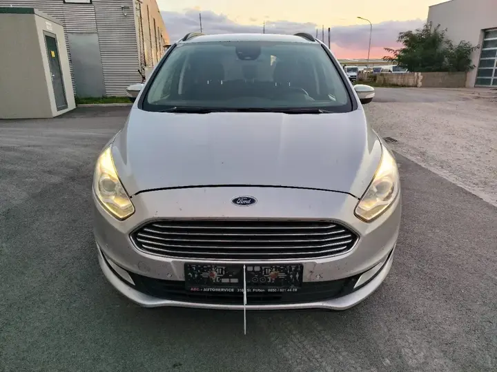 Ford Galaxy 2019 photo 3