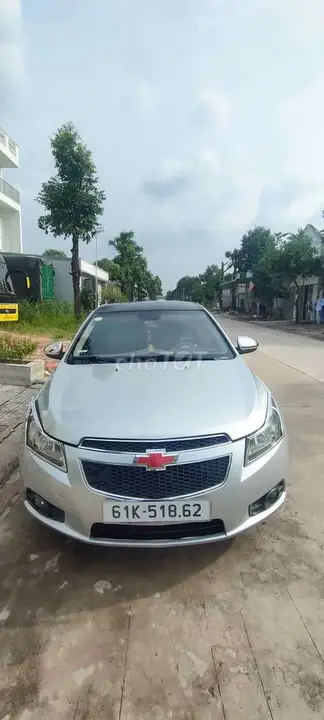 Chevrolet Cruze 2010 photo 3