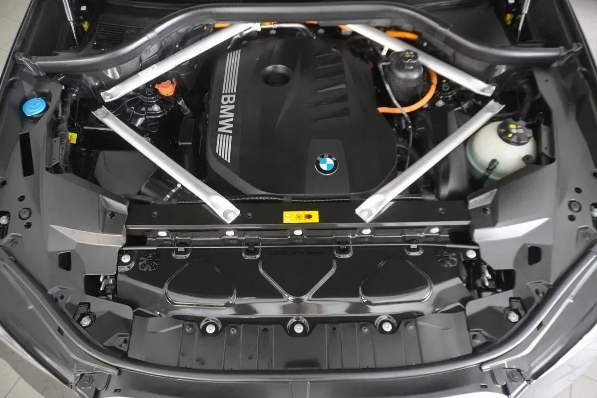 BMW X5 2023 photo 2