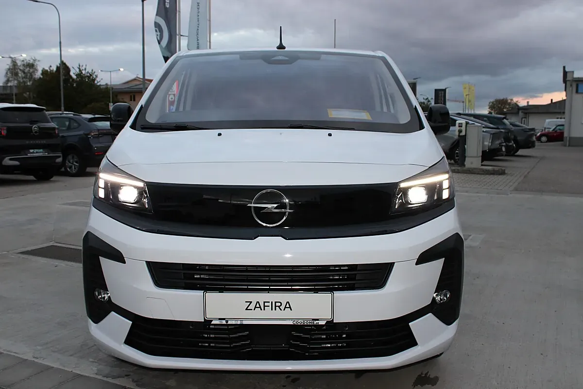 Opel Zafira 2026 photo 2