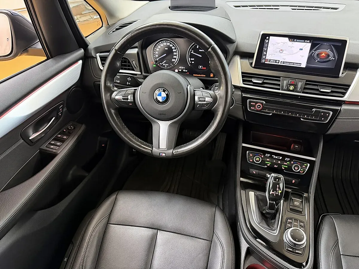 BMW 2 Series 2022 photo 2