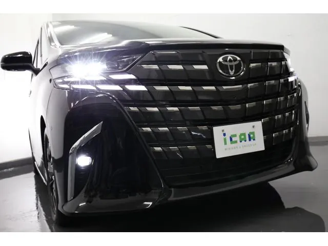 Toyota Alphard Hybrid 2024 photo 2