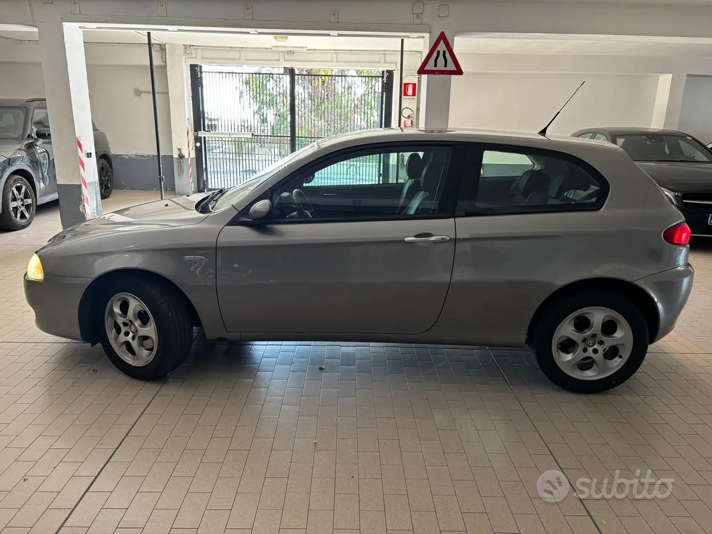 Alfa Romeo 147 2008 photo 2