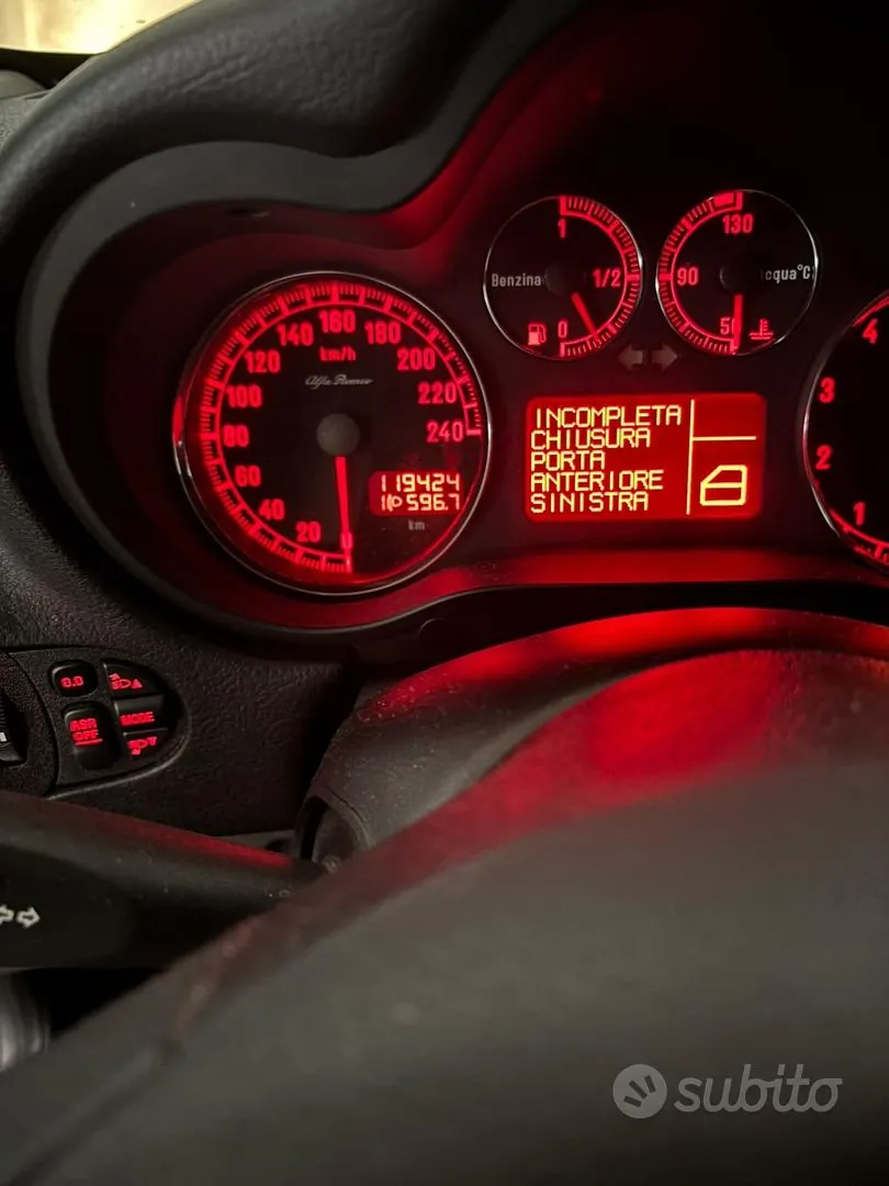 Alfa Romeo 147 2008 photo 4