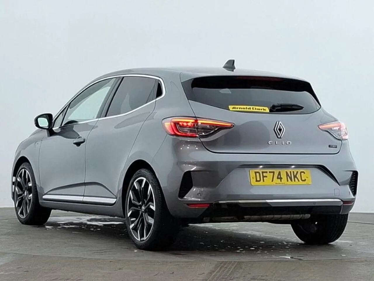 Renault Clio 2024 photo 2
