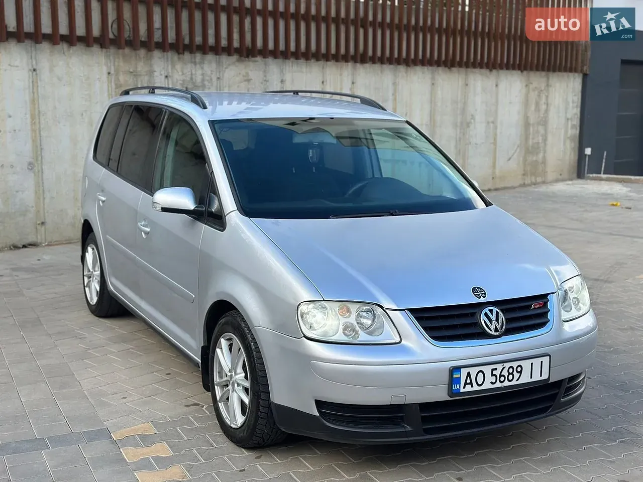 Volkswagen Touran 2003 photo 5