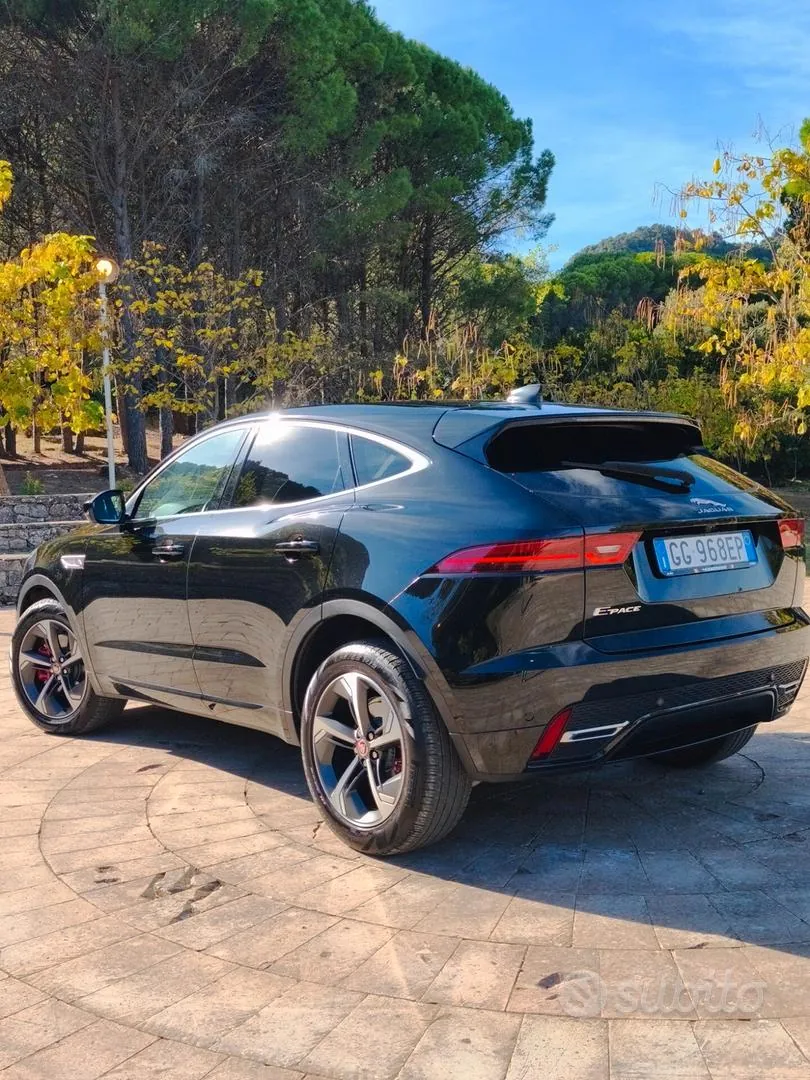 Jaguar E-Pace 2022 photo 5
