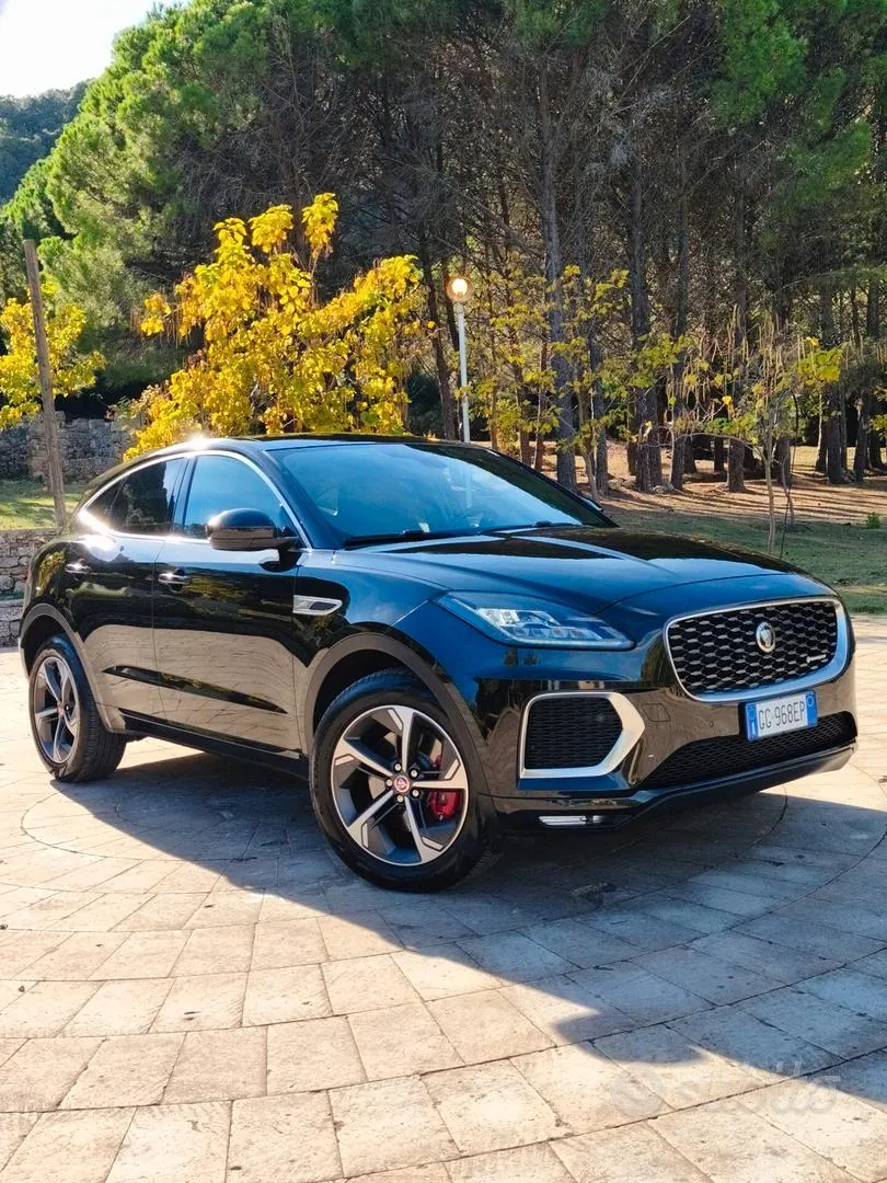 Jaguar E-Pace 2022 photo 3