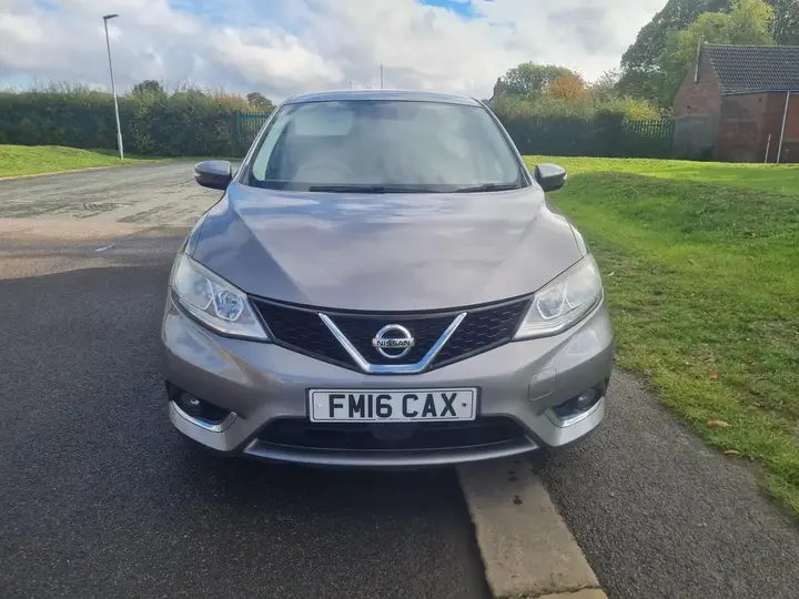 Nissan Pulsar 2016 photo 2