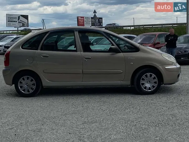 Citroen Xsara Picasso 2006 photo 4