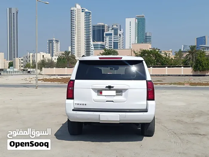 Chevrolet Tahoe 2015 photo 2