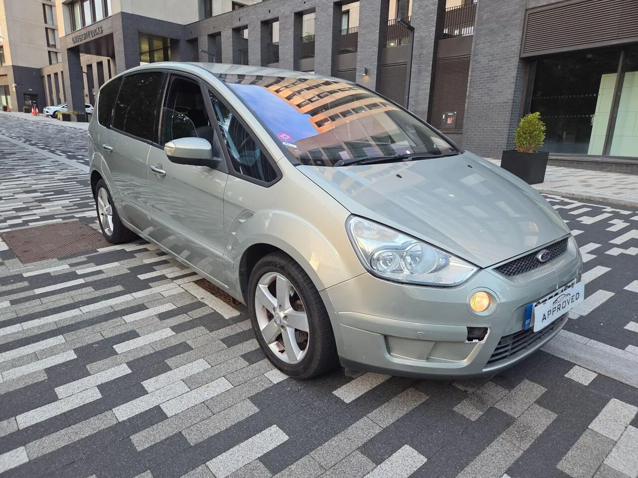 Ford S-Max 2009 photo 5