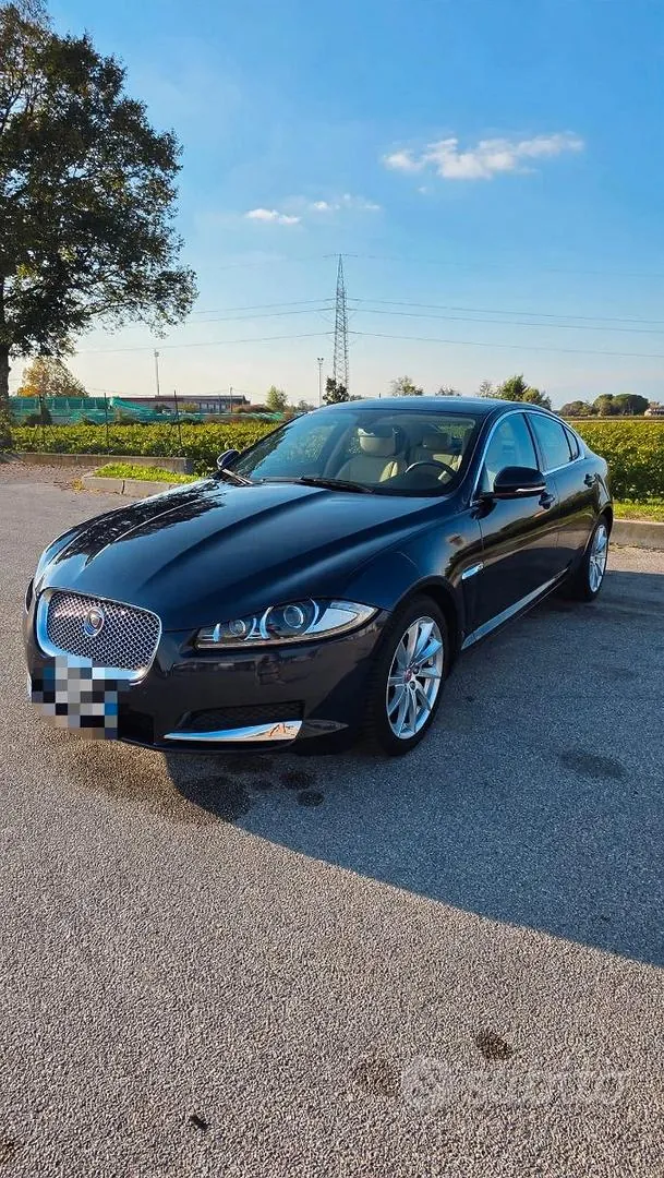Jaguar Xf