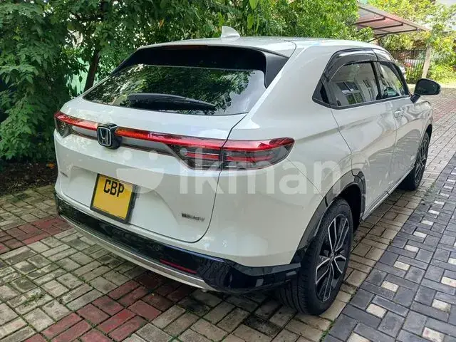 Honda Vezel 2024 photo 2