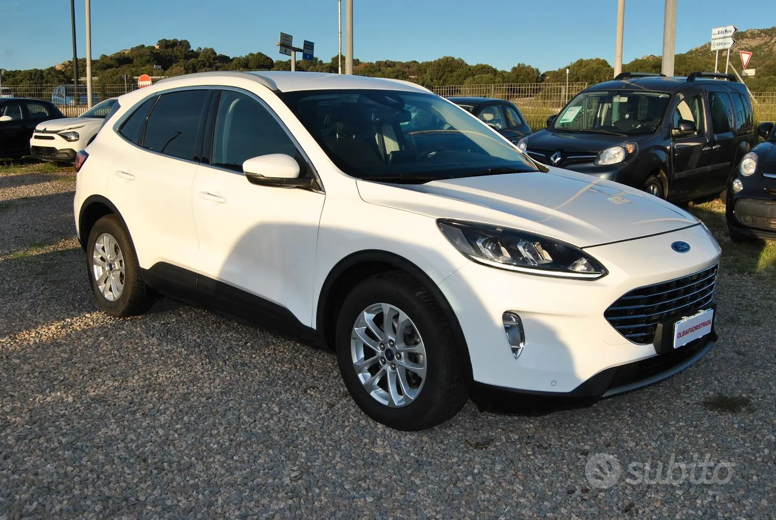 Ford Kuga 2021 photo 2