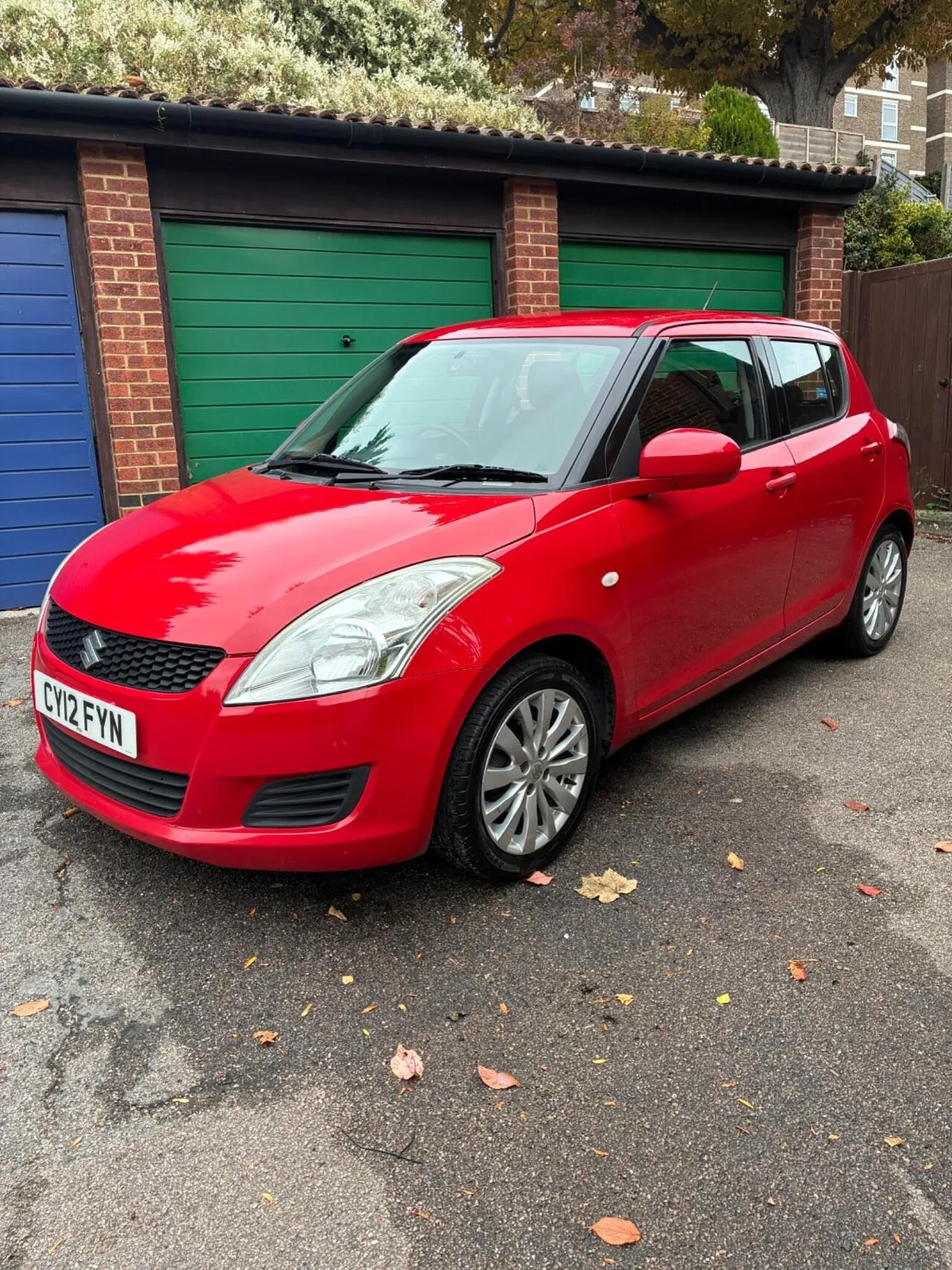 Suzuki Swift 2012 photo 3
