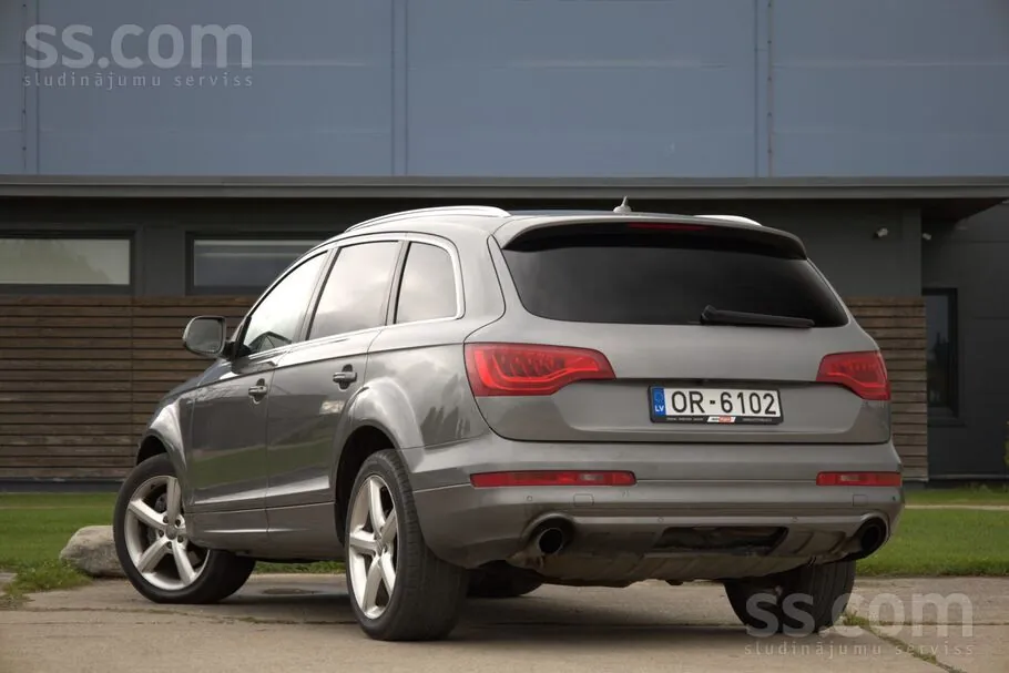 Audi Q7 2009 photo 4
