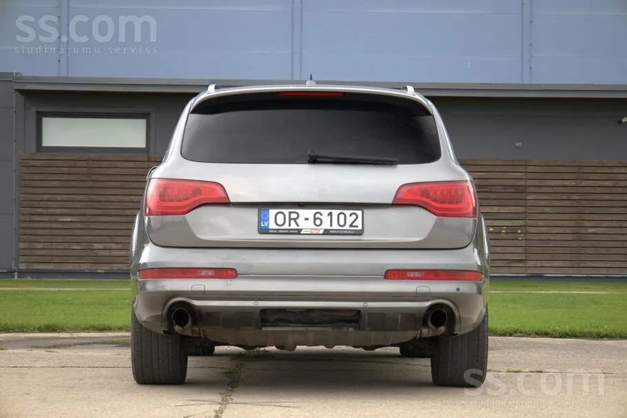 Audi Q7 2009 photo 5