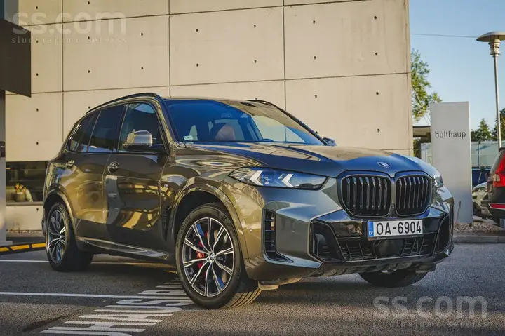 BMW X5 2024 photo 2