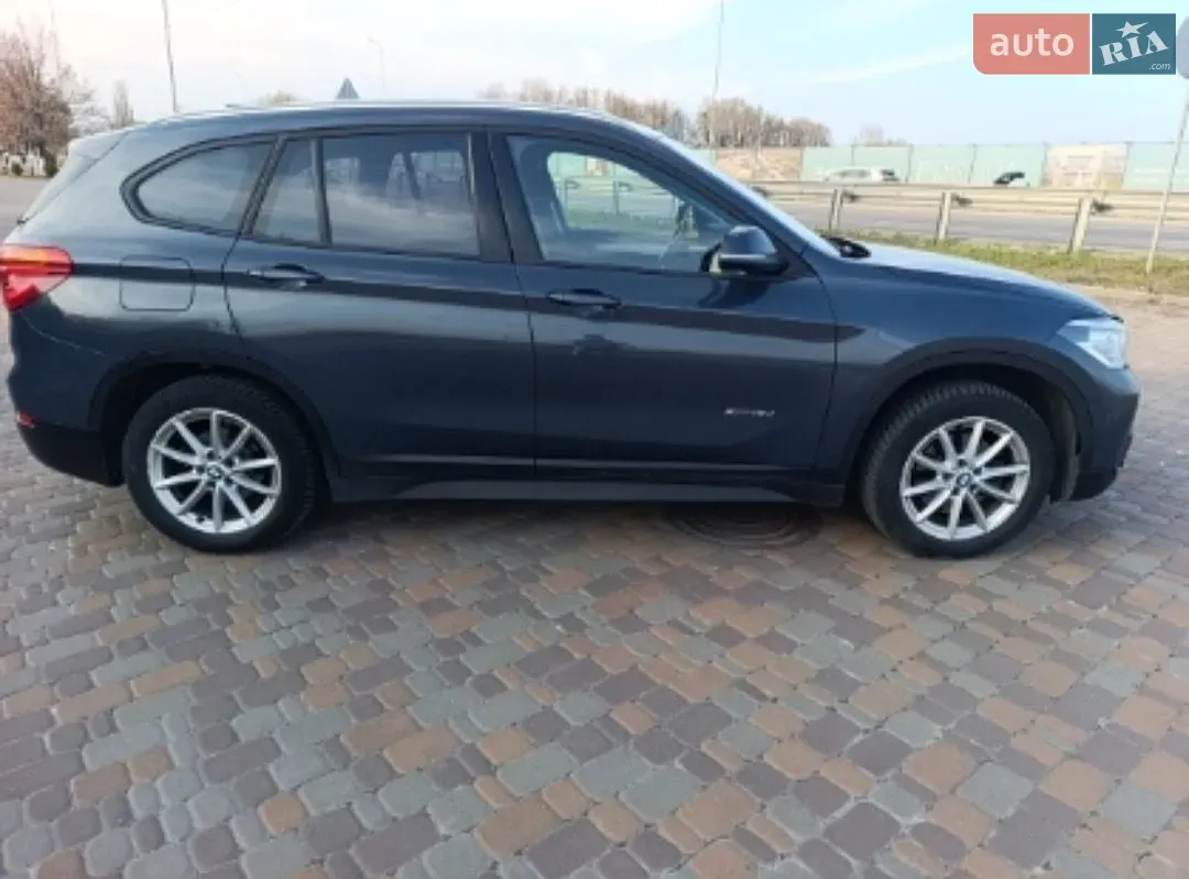BMW X1 2018 photo 2