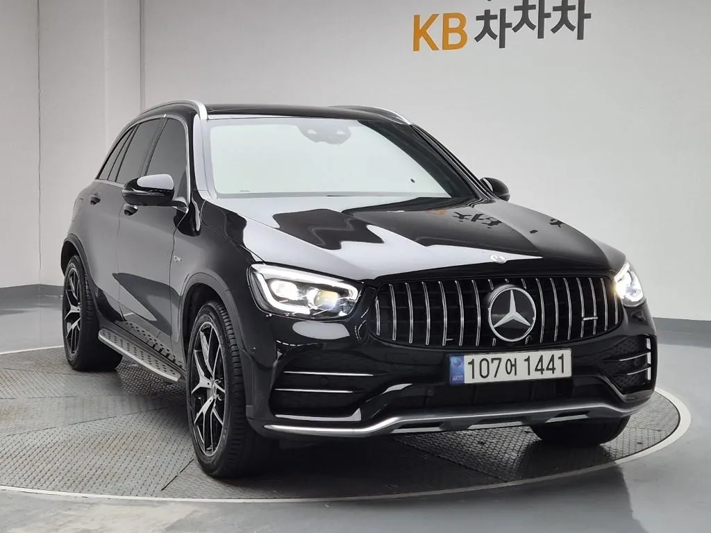 Mercedes-Benz Glc-Class 2022 photo 4