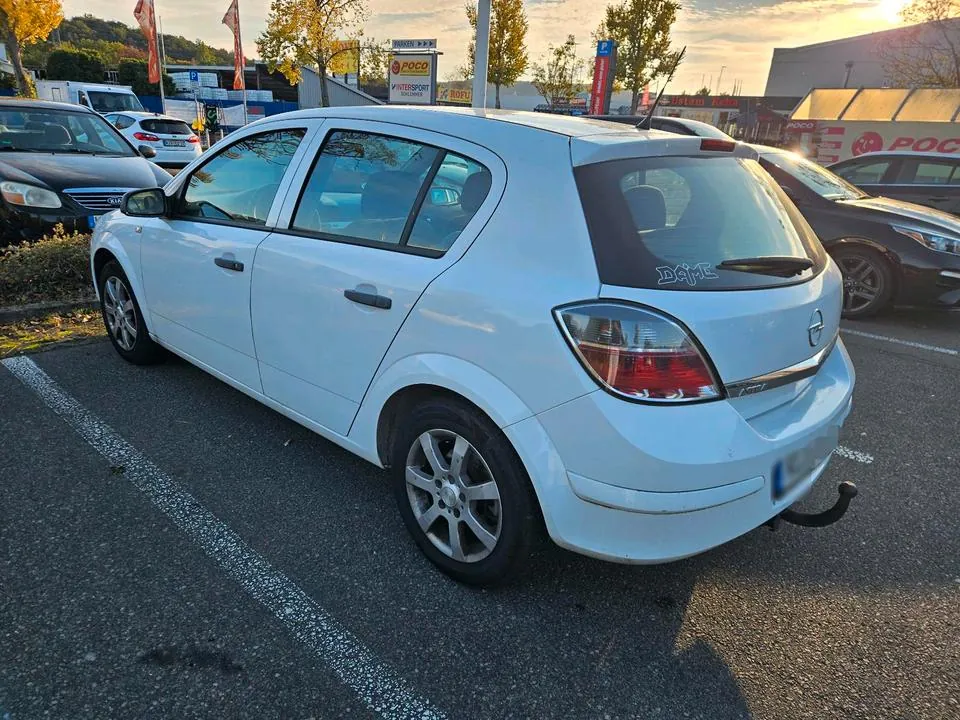 Opel Astra H