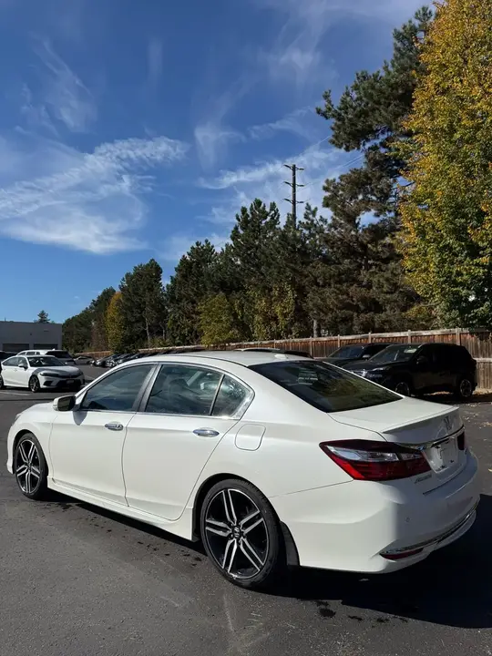 Honda Accord 2017 photo 5