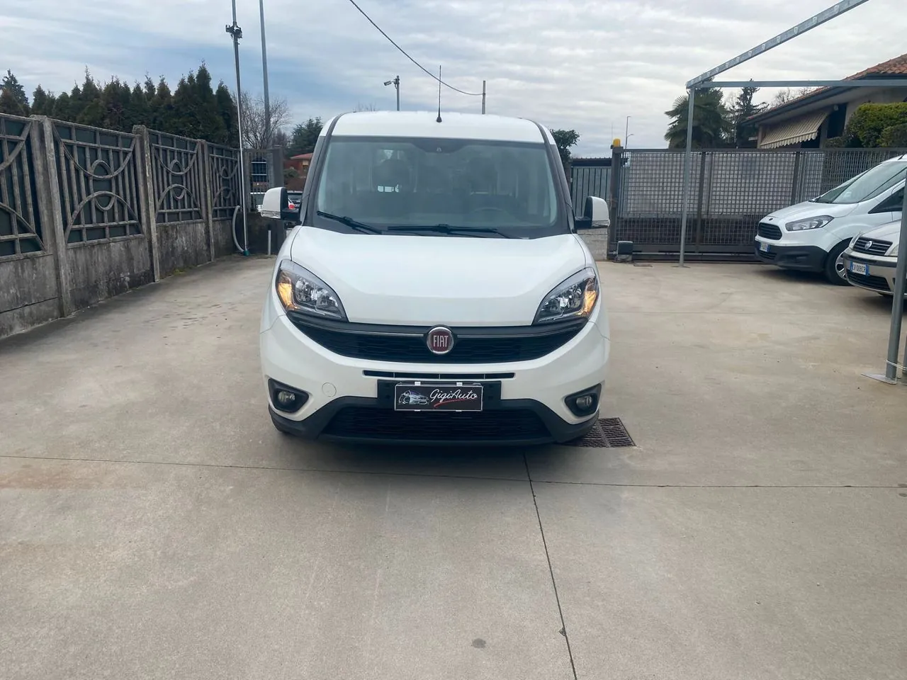 Fiat Doblo 2018 photo 2